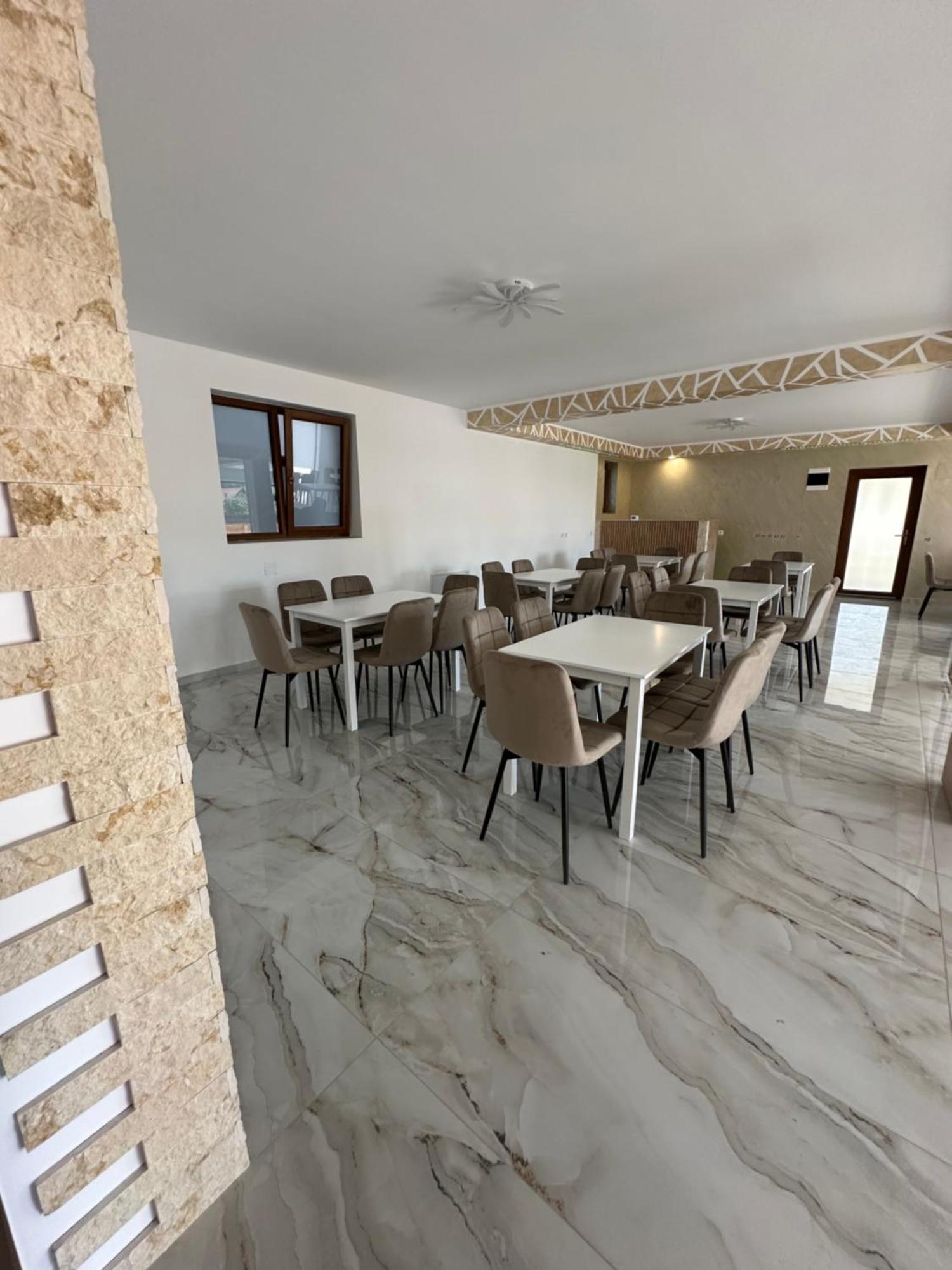 Popasul Din Vale Hotel Moisei Ngoại thất bức ảnh