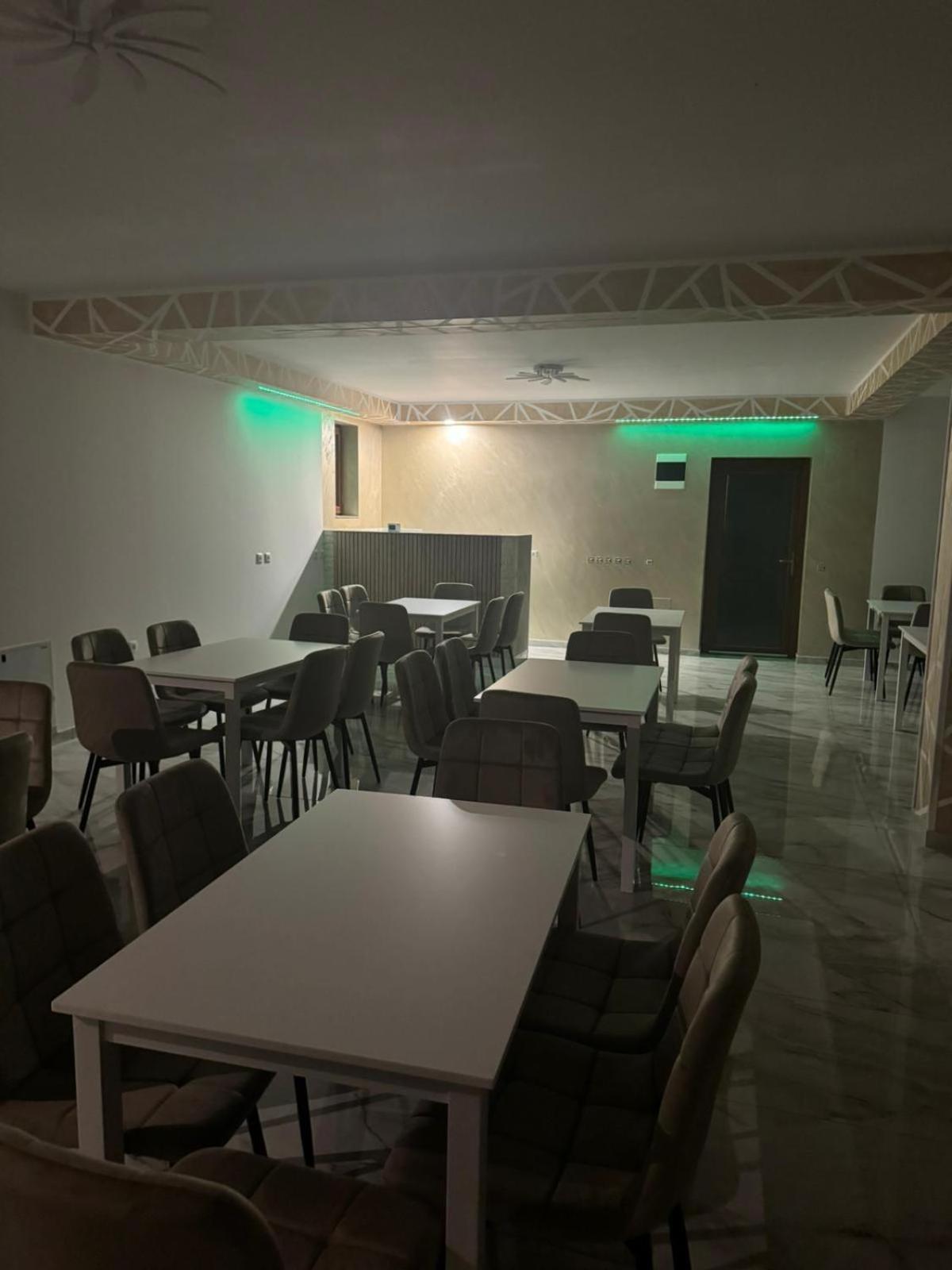 Popasul Din Vale Hotel Moisei Ngoại thất bức ảnh